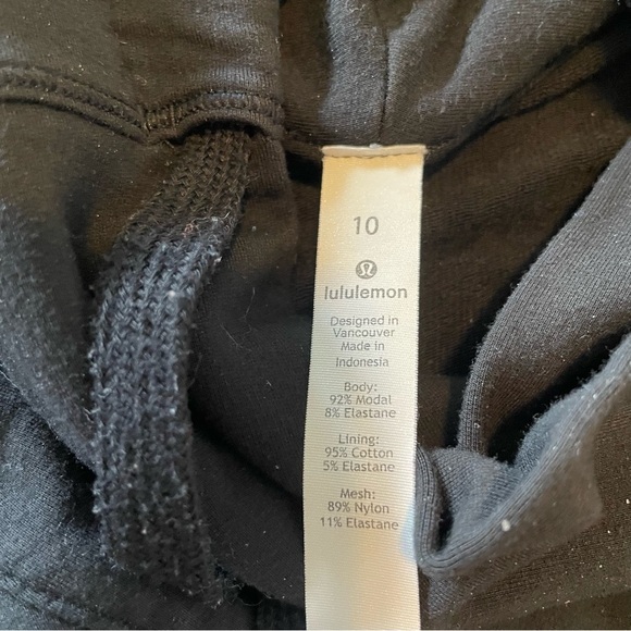 Lululemon Coast East Wrap black - Picture 5 of 7